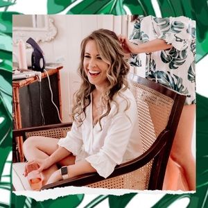 Meet your Posher, Laura